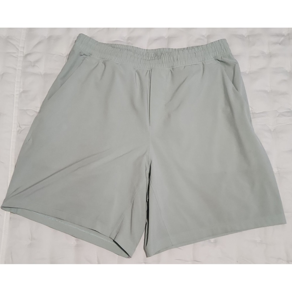 Lululemon Men's Pace Breaker Linerless Short 7" Green Large Excellent